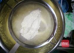 软软草莓小蛋糕的做法图解2