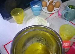 芒果糯米小月饼的做法图解1