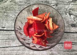 洋葱炒千叶豆腐的做法图解2