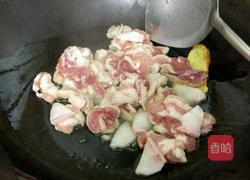 豌豆炒肉的做法图解4