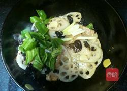 莲藕木耳炒肉片的做法图解11