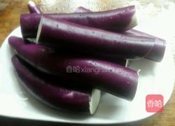 茄子炒虾皮的做法图解2