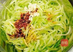 凉拌莴苣丝的做法图解5