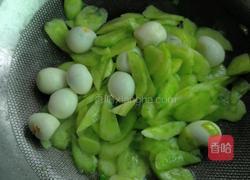黄瓜炒鹌鹑蛋的做法图解6