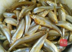 酱小鱼的做法图解2