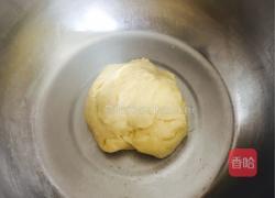 蛋黄酥的做法图解1