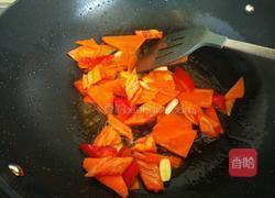 木耳炒莴苣的做法图解2