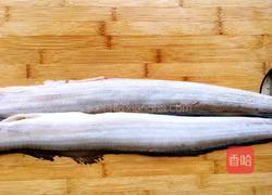 炸带鱼的做法图解2