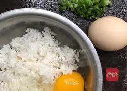 Illustration of how to make rice pancakes 1