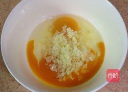 蒜香蛋小白菜的做法图解3