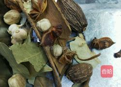 酱香牛腩的做法图解2