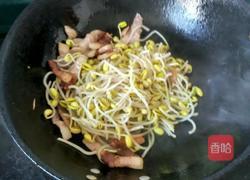 豆芽蒜苗五花肉的做法图解9