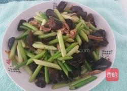 木耳炒蒜薹的做法图解12