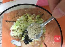 水汆嫩肉丸的做法图解5