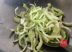 清炒卷心菜的做法图解3