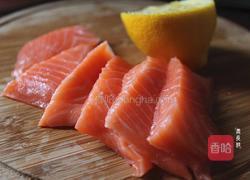 三文鱼松（宝宝辅食）的做法图解1