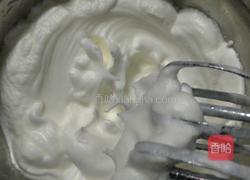 淡奶油蛋糕的做法图解1