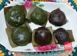 双色糯米团子的做法图解7