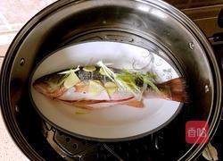 清蒸鲈鱼的做法图解5