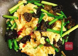 蒜薹木耳炒鸡蛋的做法图解11
