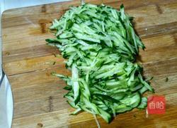 黄瓜拌粉丝的做法图解1