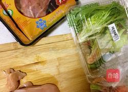 鸡胸肉色拉的做法图解1