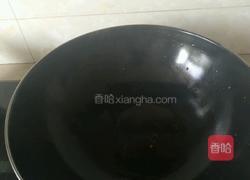 清炒紫叶莴笋叶的做法图解2