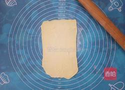 呆萌版蝴蝶酥的做法图解2