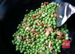 肉沫炒豌豆的做法图解4