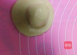 莲蓉蛋黄酥的做法图解3