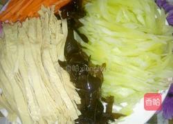 凉拌莴苣油皮的做法图解2