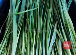 韭菜大肉水饺的做法图解3