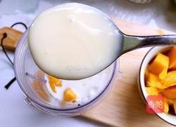芒果奶昔的做法图解7