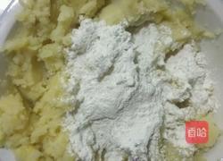 土豆泥豆沙丸子的做法图解4