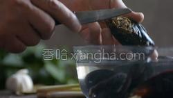 香茅椰汁煮青口的做法图解4