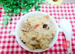 土豆臘腸燜飯的做法圖解1