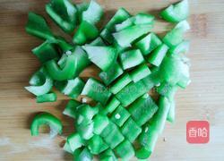 土豆腊肠焖饭的做法图解6