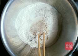 芝士培根披萨的做法图解2