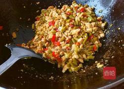 酸辣鸡丁的做法图解10
