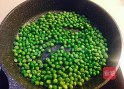 虾仁烩豌豆的做法图解7