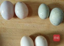 三色彩蛋的做法图解1