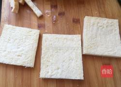 鸡蛋火腿三明治的做法图解3