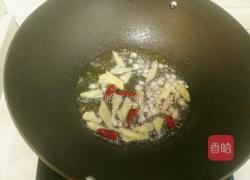 爆炒小肠的做法图解4