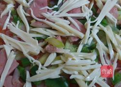 自制美味芦笋肘花火腿披萨的做法图解8