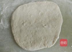 韭菜鸡蛋包子的做法图解6