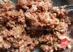 猪肉饼的做法图解2