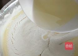 经典纸杯蛋糕的做法图解5