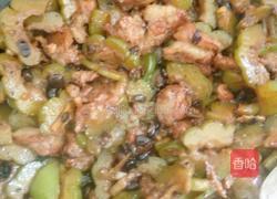 苦瓜炒猪肉的做法图解7