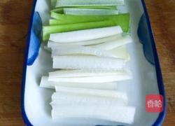 柳蒿芽蘸酱的做法图解5