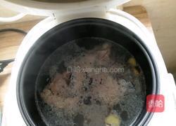 香菇炖排骨的做法图解3